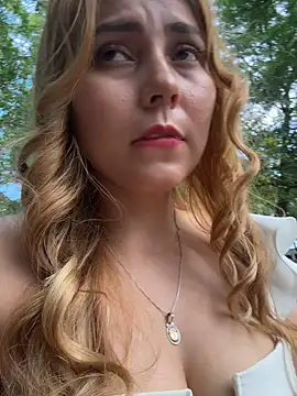 Snapshot of Brittanyrosexx chatting on 11-16-25, 08:47 Brittanyrosexx online show from 11-16-25, 08:47