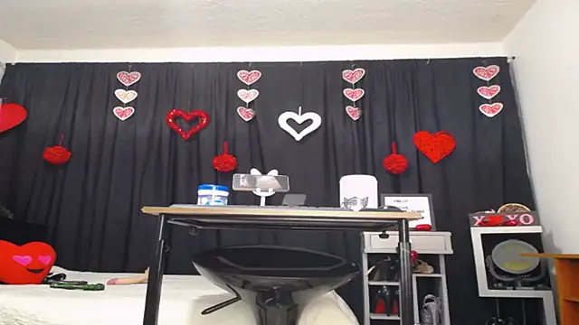 Snapshot of Litas_Secrets chatting on 02-06-25, 10:00 Litas Secrets online show from 02-06-25, 10:00