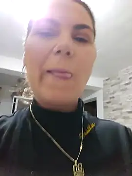 Snapshot of FeliciaKrige chatting on 02-05-25, 08:04 FeliciaKrige online show from 02-05-25, 08:04