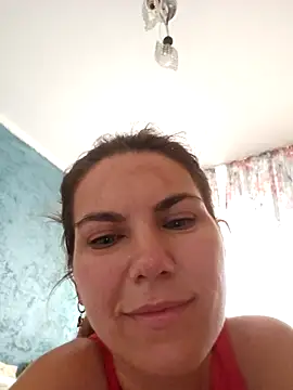 Snapshot of FeliciaKrige chatting on 09-16-25, 02:51 FeliciaKrige online show from 09-16-25, 02:51