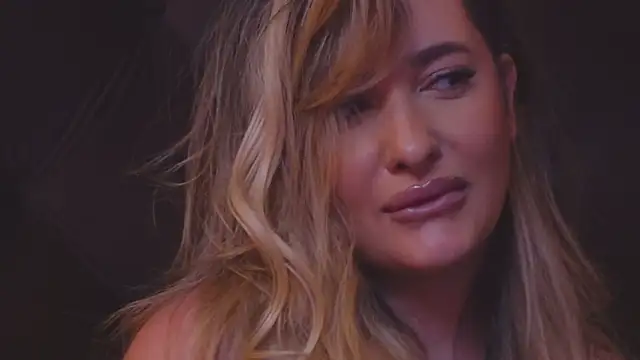 Snapshot of YaaraCollins chatting on 12-13-24, 11:39 YaaraCollins online show from 12-13-24, 11:39