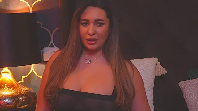 Snapshot of YaaraCollins chatting on 01-18-25, 07:49 YaaraCollins online show from 01-18-25, 07:49