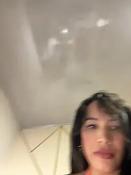 SQUIRTINGQUEEN11 online show from 04-11-26, 02:38