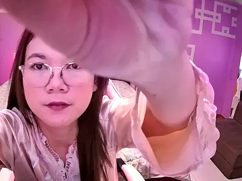 Snapshot of Sweety_Aria chatting on 01-17-25, 06:57 Sweety Aria online show from 01-17-25, 06:57