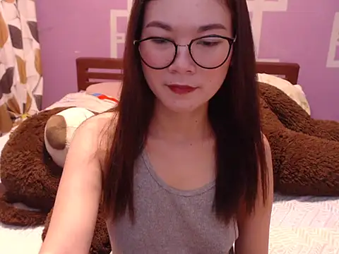 Snapshot of Sweety_Aria chatting on 03-04-25, 04:17 Sweety Aria online show from 03-04-25, 04:17