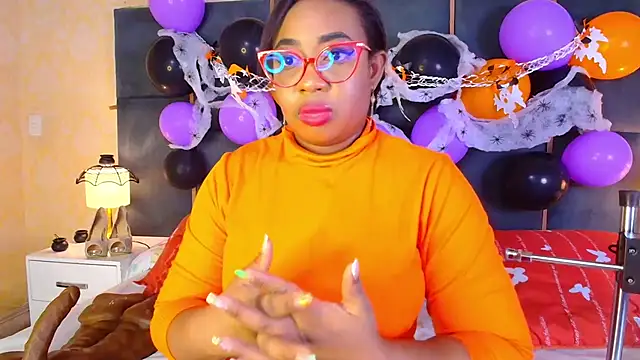 CaseyMoon online show from 10-27-25, 12:31