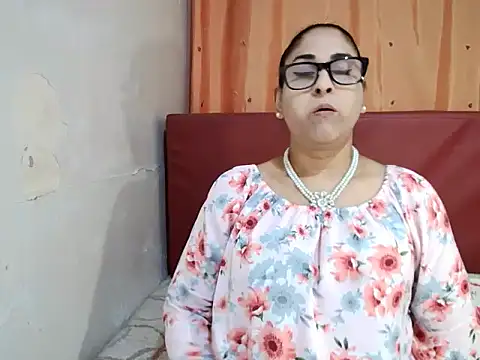 Indiankushy online show from 09-22-25, 04:31