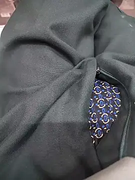 rocksred1 online show from 04-18-26, 06:01