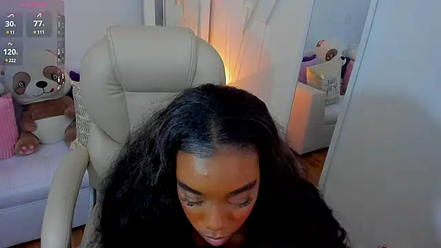 zobe love online show from 01-18-25, 03:20