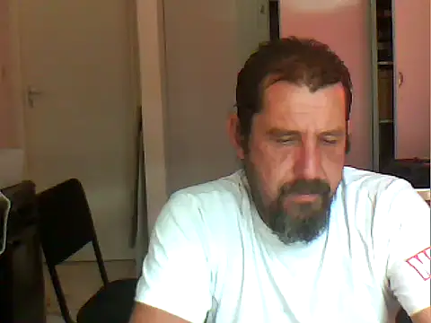 Snapshot of TryingWind chatting on 02-22-25, 01:24 TryingWind online show from 02-22-25, 01:24