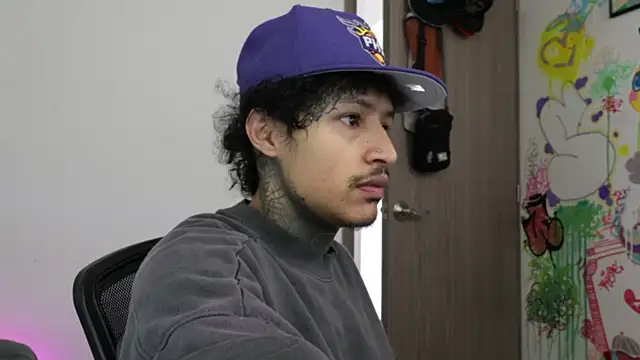 trieone online show from 02-07-26, 02:32