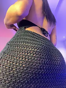 Victoria14  online show from 02-12-26, 04:07