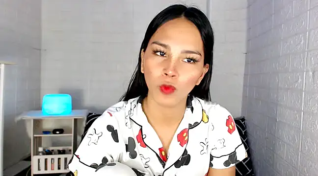 urnaughtydolly69 online show from 02-28-25, 12:09