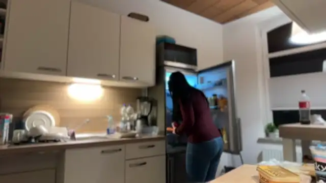 Viola Beck online show from 02-10-26, 05:50