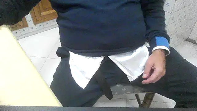 Snapshot of polloiw chatting on 10-05-25, 03:21 polloiw online show from 10-05-25, 03:21