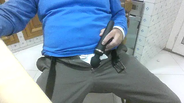 Snapshot of polloiw chatting on 10-07-25, 02:47 polloiw online show from 10-07-25, 02:47