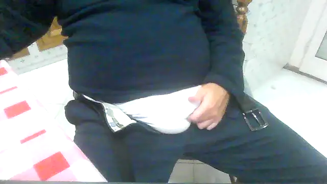 Snapshot of polloiw chatting on 10-13-25, 08:42 polloiw online show from 10-13-25, 08:42