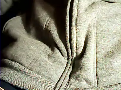 Snapshot of kalinixta chatting on 11-09-25, 05:22 kalinixta online show from 11-09-25, 05:22