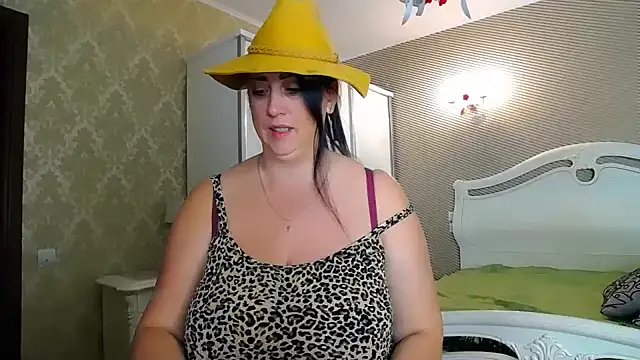 Evelyn Shy online show from 01-01-25, 07:09