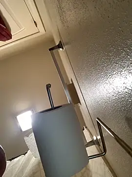 ScaryFun69 online show from 10-04-25, 02:15