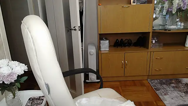 Mika Passion online show from 03-05-25, 02:12