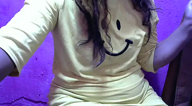 Snapshot of BicolorKissLove chatting on 02-28-25, 08:20 BicolorKissLove online show from 02-28-25, 08:20