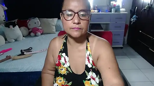 pervert mommy  online show from 02-02-26, 10:14