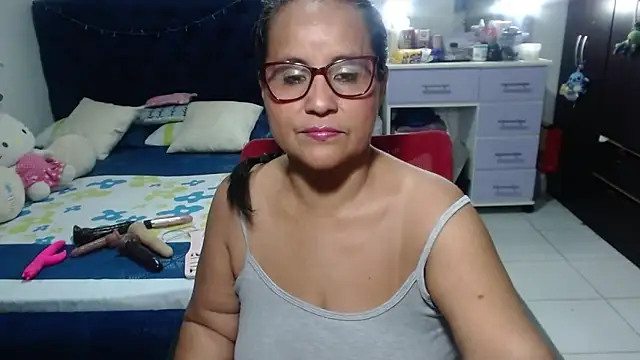 pervert mommy  online show from 03-11-26, 11:05