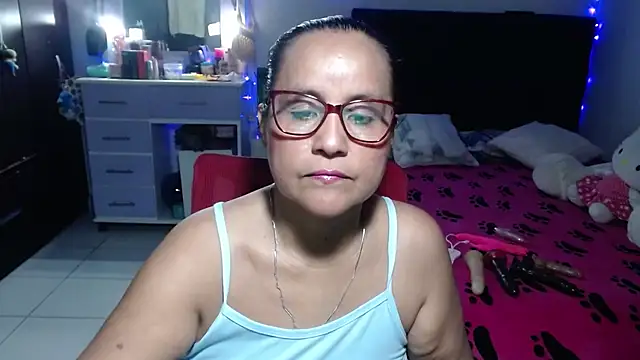 pervert mommy  online show from 07-06-26, 09:39