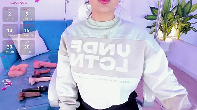 Snapshot of Pamela_roberts chatting on 12-28-24, 12:03 Pamela roberts online show from 12-28-24, 12:03