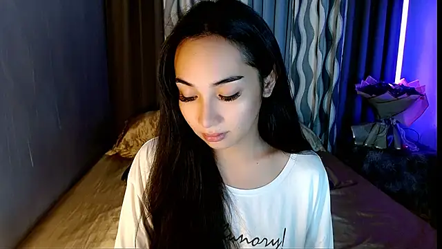 SweetLilly 18 online show from 05-06-26, 03:24