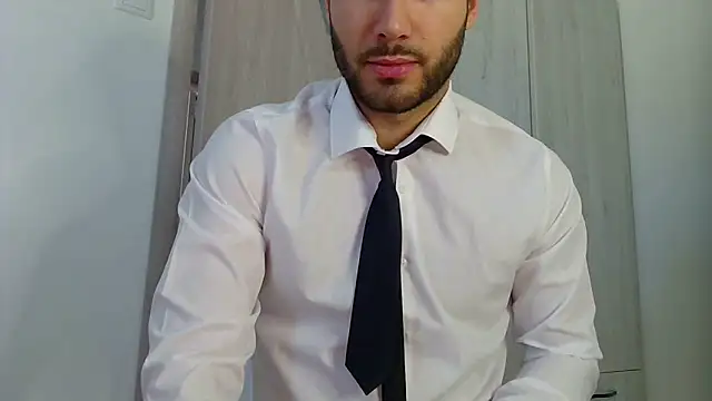 Justynn1 online show from 03-19-25, 05:41