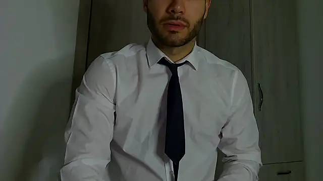 Justynn1 online show from 11-14-25, 06:12