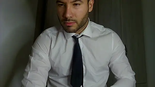 Justynn1 online show from 04-06-26, 08:43