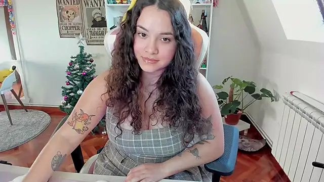 Snapshot of Sweet_sully__ chatting on 12-31-24, 09:21 Sweet sully online show from 12-31-24, 09:21