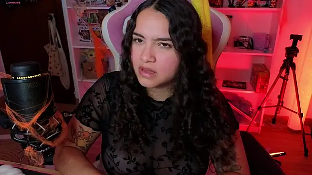 Sweet sully   online show from 10-18-25, 09:10