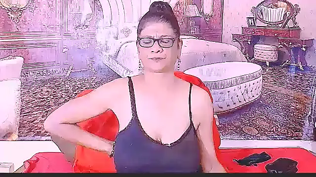 IndianAllure online show from 02-21-26, 05:52