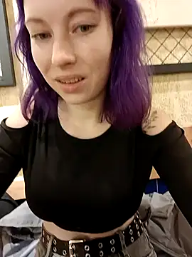 Snapshot of Frost_foxy chatting on 12-26-24, 05:47 Frost foxy online show from 12-26-24, 05:47