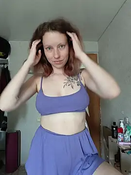 Snapshot of Frost_foxy chatting on 07-10-26, 03:55 Frost foxy online show from 07-10-26, 03:55