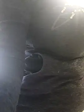 Snapshot of Elza01 chatting on 12-24-24, 12:55 Elza01 online show from 12-24-24, 12:55