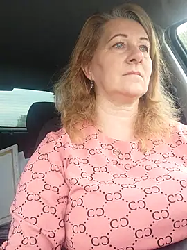 Snapshot of Elza01 chatting on 10-03-25, 05:48 Elza01 online show from 10-03-25, 05:48