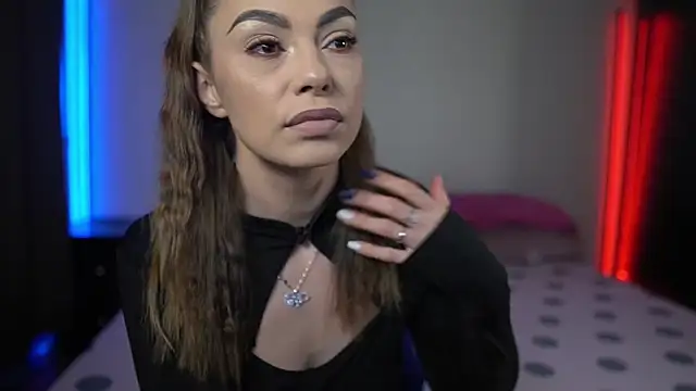 TiffanyPierce online show from 01-14-25, 09:30