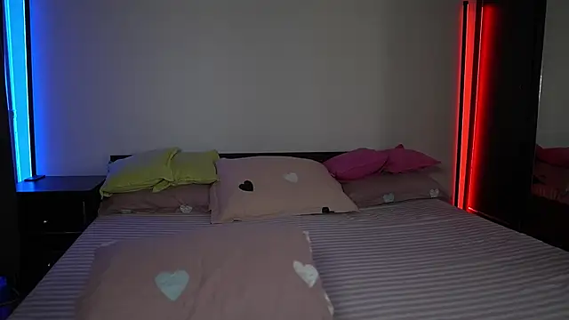 TiffanyPierce online show from 02-12-25, 09:22