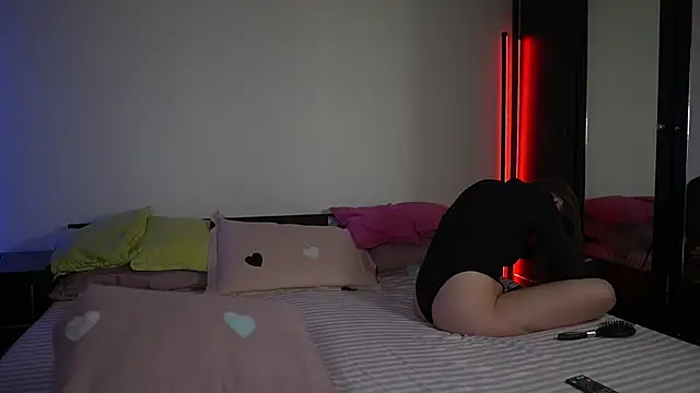 TiffanyPierce online show from 02-20-25, 09:20