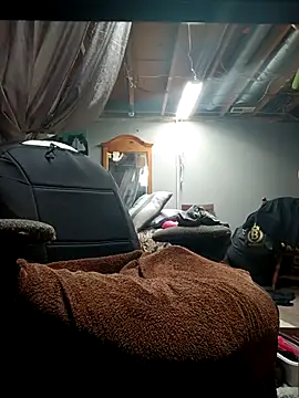 Snapshot of jjdirty6996 chatting on 10-15-25, 11:49 jjdirty6996 online show from 10-15-25, 11:49