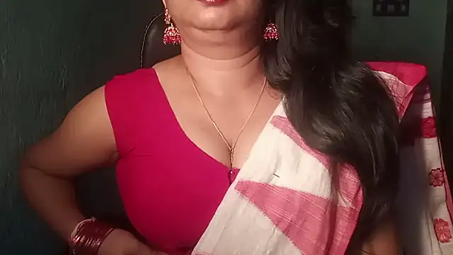 Snapshot of YourModhu chatting on 06-13-26, 06:06 YourModhu online show from 06-13-26, 06:06