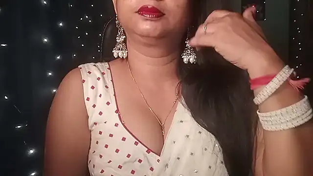 Snapshot of YourModhu chatting on 06-23-26, 05:44 YourModhu online show from 06-23-26, 05:44