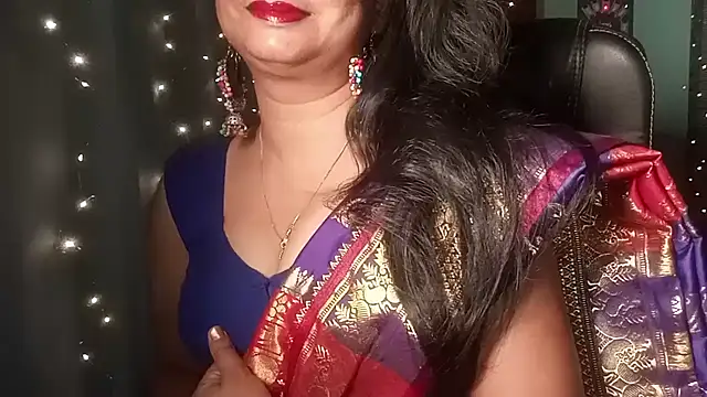 Snapshot of YourModhu chatting on 06-27-26, 05:51 YourModhu online show from 06-27-26, 05:51
