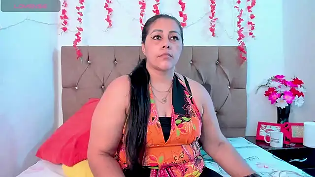 Snapshot of SexxyPamela chatting on 02-08-25, 07:38 SexxyPamela online show from 02-08-25, 07:38