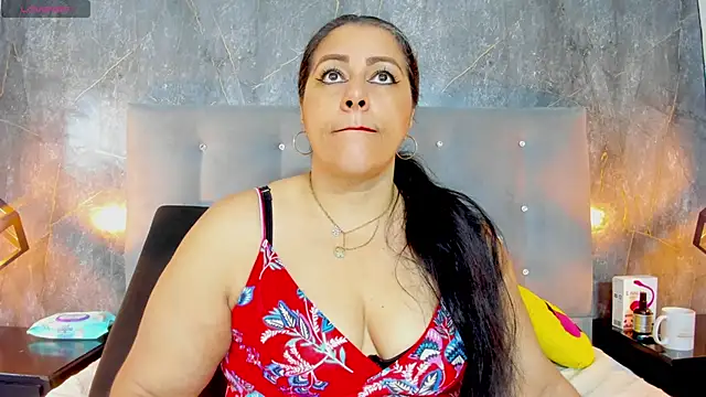 Snapshot of SexxyPamela chatting on 11-30-25, 01:04 SexxyPamela online show from 11-30-25, 01:04